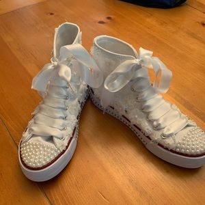 Wedding tennis shoes